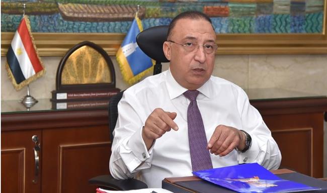 محافظ الإسكندرية لـ"دار المعارف" :نواجه مشكلة 300 ألف" توكتوك" ومحظور سيرها في 22 شارع