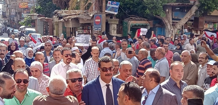 مسيرة شعبية لتأييد "السيسي" للترشح للرئاسة لفترة ثالثة بمدينة طنطا