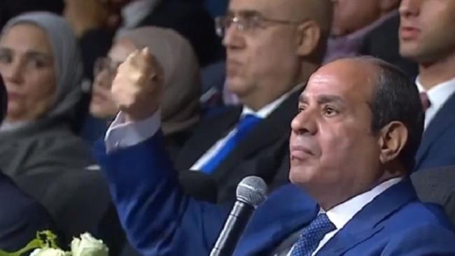 السيسي بمؤتمر "حكاية وطن": نقاتل من أجل مصلحة بلدنا