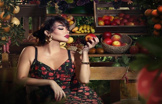 مروة جمال في أحدث جلسة تصوير رومانسية.. صور
