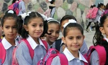  في أول يوم بالعام الدراسي الجديد.. توافد الطلاب على المدارس