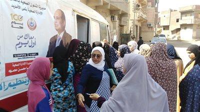 إطلاق 35 قافلة للصحة الإنجابية بـ 17 محافظة ضمن "100 يوم صحة".. غدا