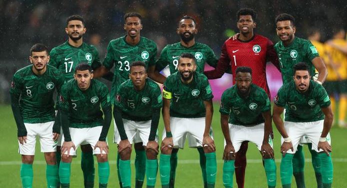 بعد صرف ما يقرب من المليار يورو على الدوري.. ما مصير المنتخب السعودي؟