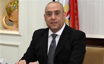   وزير الإسكان يبحث مع السفير العراقي تعزيز التعاون 