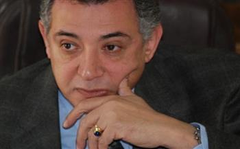   رئيس مهرجان القاهرة التجريبي يتابع عددا من العروض المسرحية