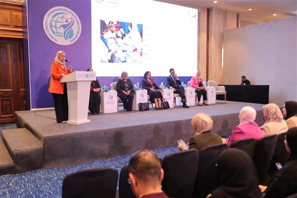 الصحة تعقد جلسة حوارية تحت مسمى "خارطة الطريق لتحسين صحة أطفال مدارس مصر"