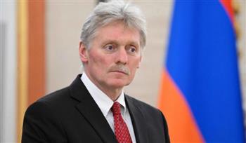   الكرملين: روسيا ستواصل مساعدة سوريا لاستعادة النظام ومحاربة الإرهاب