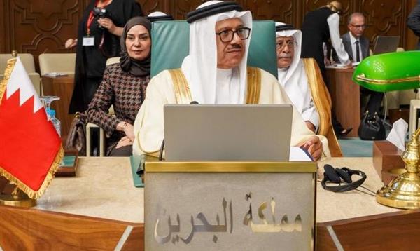 وزير الخارجية البحريني: ندعم  القرارات المتعلقة بالعمل العربي المشترك