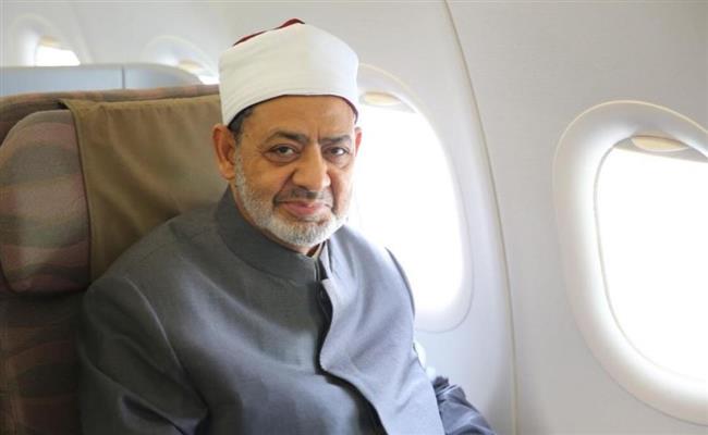 شيخ الأزهر يغادر إلى برلين للمشاركة في المؤتمر الدولي من أجل السلام