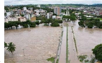   ارتفاع حصيلة ضحايا الفيضانات في جنوب البرازيل إلى 32 قتيلا