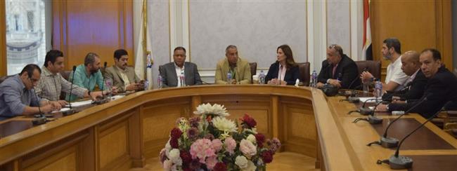 طوارئ بغرفة القاهرة لتسكين العارضين بـ"أهلاً مدارس"