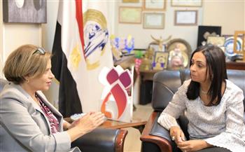   مسئولة البنك الدولي تشيد بالجهود المصرية في مجال تمكين المرأة اقتصاديا