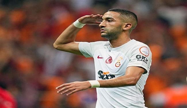 منافسة بين روما والنصر على ضمه .. جلطة سراي يدرس رحيل "زياش" عن الفريق