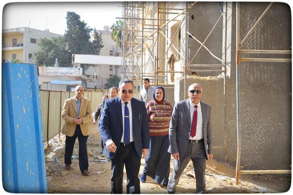 رئيس جامعة الإسكندرية يتفقد الأعمال الإنشائية لمبنى الحاسبات بقيمة 400 مليون جنيه
