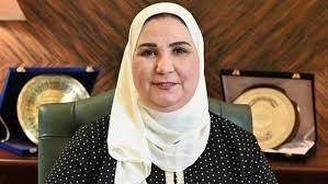 وزيرة التضامن تفتتح أول فرع لسلسلة مطاعم الأخوة الإنسانية "فراتللو" 