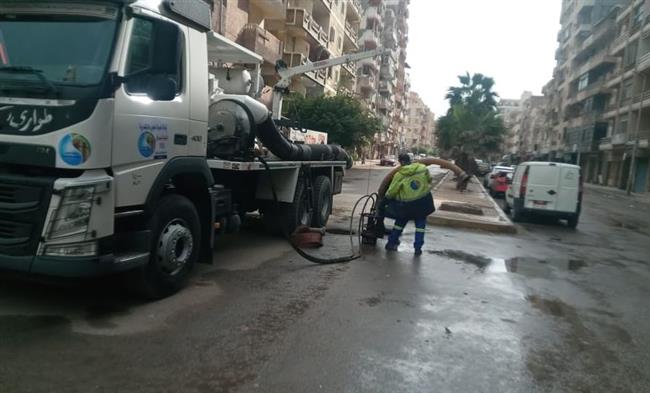 الإسكندرية: تواجد ميداني لجميع الأجهزة التنفيذية منذ الصباح للتعامل مع حالة الطقس 