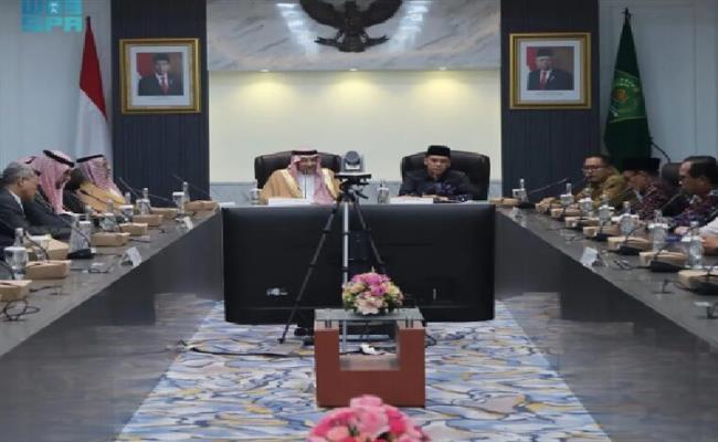 السعودية و إندونيسيا تبحثان العلاقات الثنائية وسبل تعزيزها
