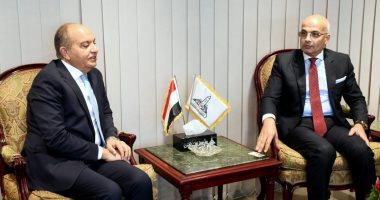 رئيس جامعة عين شمس يلتقي السفير الأردني بالقاهرة 