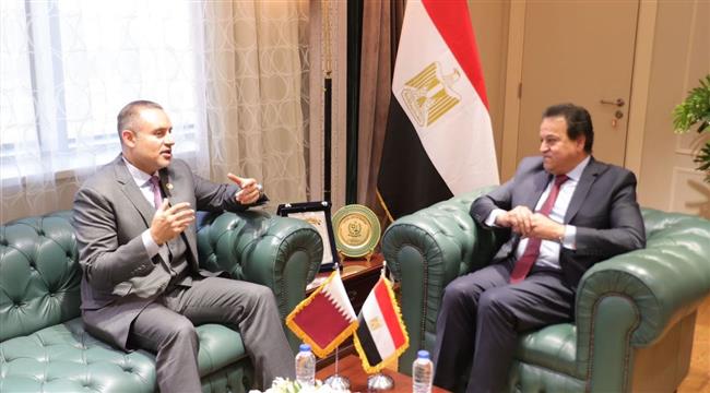 وزير الصحة يبحث مع السفير القطري تقديم الدعم الطبي المتواصل للأشقاء الفلسطينيين