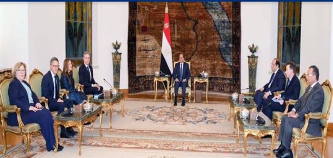 الرئيس السيسي لـ وزير خارجية أمريكا: على المجتمع الدولى إنهاء الكارثة الإنسانية فى غزة