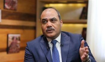 محمد الباز يكشف سبب أزمة الدولار في مصر