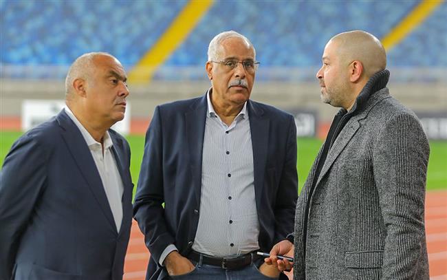 رئيس اتحاد الكرة يطير إلى كوت ديفوار لمؤازرة منتخب مصر 