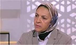 يمن الحماقي تطالب بتحصيل رسوم من المقيمين بمصر.. فيديو