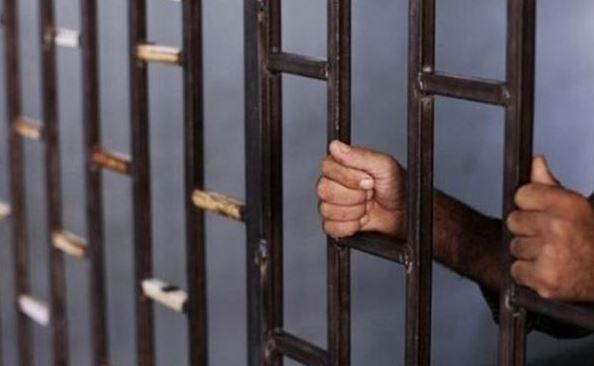 ضبط مالك سلسلة صيدليات هارب من تنفيذ 70 حكما قضائيا