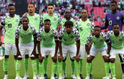 مصائب منتخب نيجيريا قبل أمم إفريقيا تتوالى.. ما الذي حدث؟