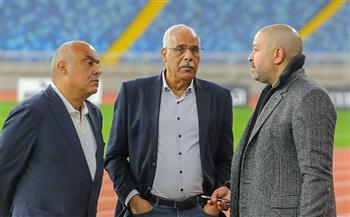   رئيس اتحاد الكرة يطير إلى كوت ديفوار لمؤازرة منتخب مصر 