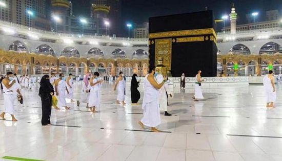 ما حكم الحج بتأشيرة مزورة؟