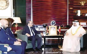   وزير التجارة يبحث تعزيز التعاون مع عدد من ممثلي مجتمع الأعمال بالبحرين