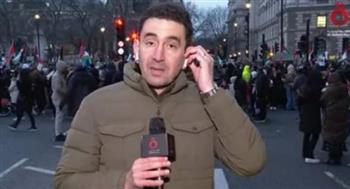   مراسل القاهرة الإخبارية: مظاهرة بالأعلام داعمة لفلسطين أمام البرلمان البريطاني