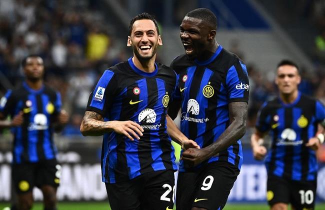 إنتر ميلان يعزز من صدارته للدوري الإيطالي بفوزه الكبير على مونزا 5ـ1