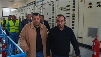 رئيس جهاز الشروق يتفقد رافع الصرف الصحى الرئيسى بالمدينة
