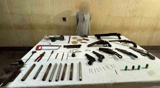 ضبط حداد بالجيزة لإدارة مسكنه ورشة لتصنيع الأسلحة النارية بدون ترخيص