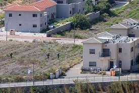إسرائيل تطالب سكان المستوطنات المتاخمة للحدود مع لبنان بإخلاء منازلهم