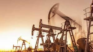   ارتفاع أسعار النفط وسط ترقب الأحداث في الشرق الأوسط