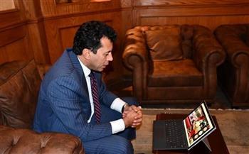 وزير الرياضة يشهد توقيع عقد رعاية لعدد من أبطال مصر الرياضيين للأولمبياد