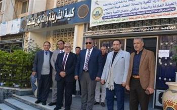 نائب رئيس جامعة الأزهر يشيد بانضباط لجان امتحانات الفصل الدراسي الأول ببعض الكليات