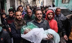   شهداء وجرحى جراء غارات إسرائيلية على جنوب ووسط وشمال قطاع غزة
