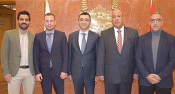   غرفة القاهرة وسفارة تركيا يبحثان زيادة التبادل التجاري والاستثماري المشترك