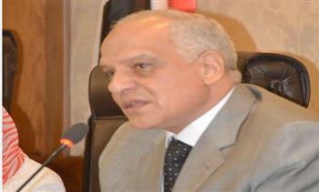 محافظ الجيزة يوجه بسرعة تنفيذ أعمال تطوير ورصف طريق 6 أكتوبر