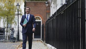   وزير الخزانة البريطاني يؤكد إمكانية خفض الضرائب الشخصية مارس المقبل