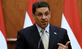 وزير الخارجية اليمني يبحث مع نظيريه الأريتري والموزمبيقي تطورات الأوضاع في المنطقة