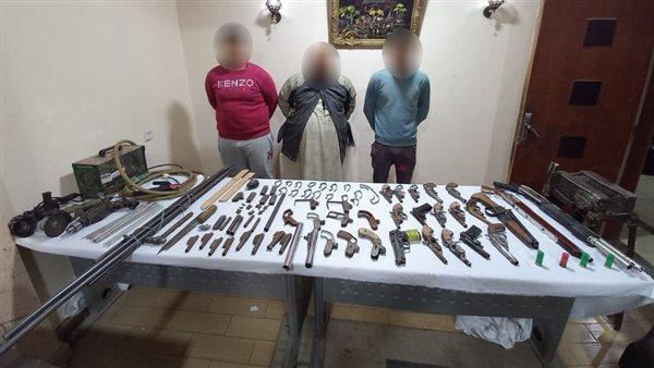 حبس عصابة تصنيع الأسلحة في سوهاج