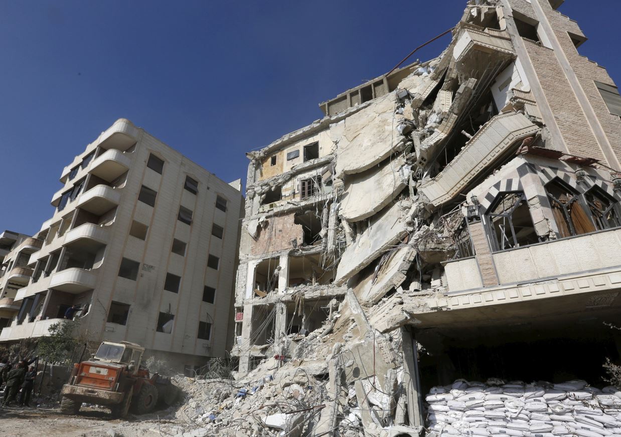 أضرار مادية جراء استهداف جوي إسرائيلي لعدة نقاط بريف دمشق