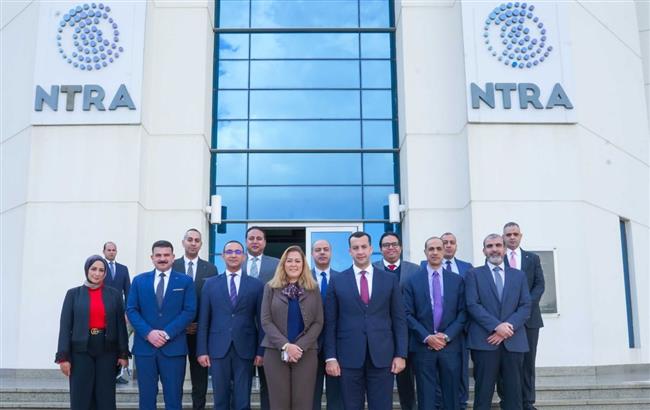 رئيس جهاز تنظيم الاتصالات يستقبل مدير الأكاديمية الوطنية للتدريب
