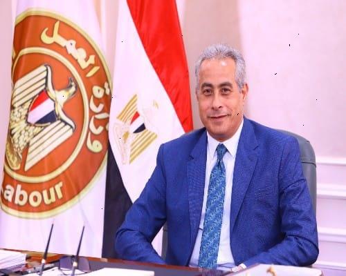 وزارة العمل : قرار تطبيق الحد الأدنى لأجور القطاع الخاص جاء تنفيذا لتوجيهات السيسي