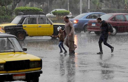 أمطار غزيرة على الإسكندرية تزامنا مع بدء نوة "رأس السنة"